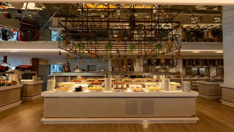 Restoran &amp; Bar